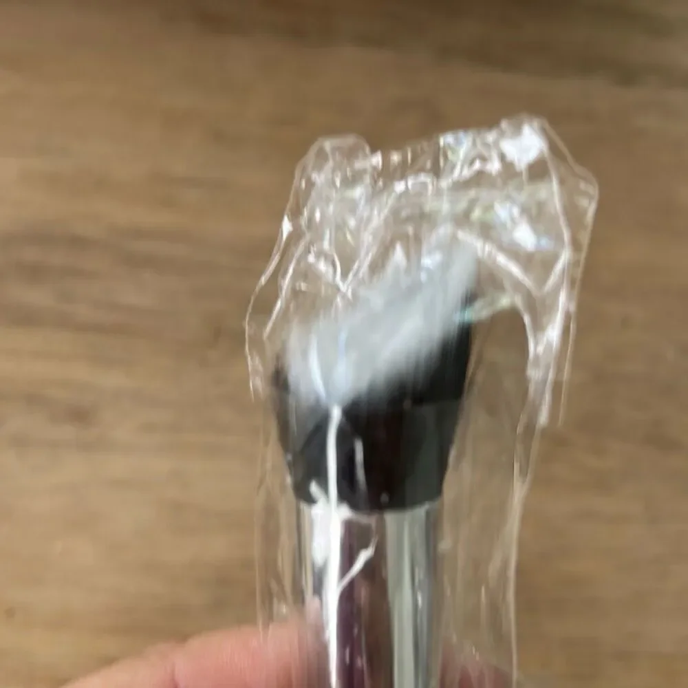 New 2 brushes Laura Geller bare minerals blush brush make up brush